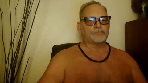 Daddy online show from 12-30-24, 04:20