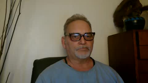 Daddy online show from 12-30-24, 10:01