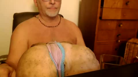Daddy online show from 02-14-25, 06:12