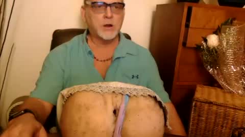Daddy online show from 02-15-25, 05:41