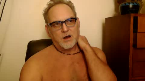 Daddy online show from 02-21-25, 05:24
