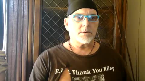 Daddy online show from 03-02-25, 10:38