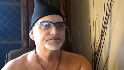 Daddy online show from 03-09-25, 04:00