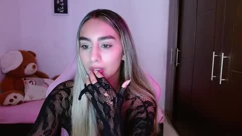 Snapshot of nata_p chatting on 09-27-25, 03:39 nata online show from 09-27-25, 03:39