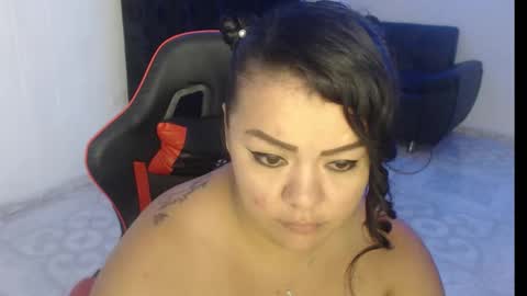 Nata Ramirez online show from 09-18-25, 01:40