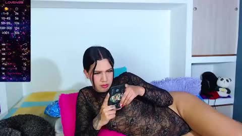 Snapshot of natalia_hornyxx chatting on 10-08-25, 10:29 Natalia Jaramillo online show from 10-08-25, 10:29