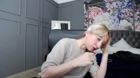 Natalie online show from 12-11-24, 07:31