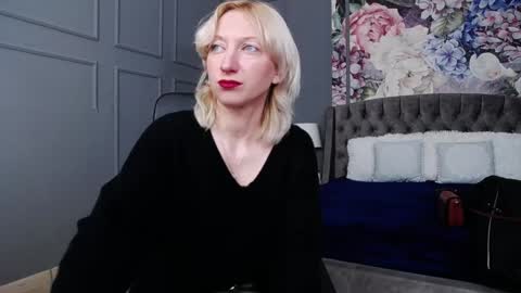 Natalie online show from 12-13-24, 07:58