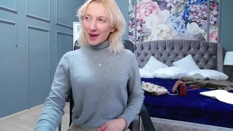 Natalie online show from 01-03-25, 07:06