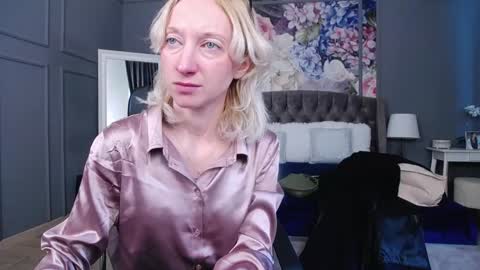 Natalie online show from 01-17-25, 08:34