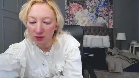 Natalie online show from 01-27-25, 07:03