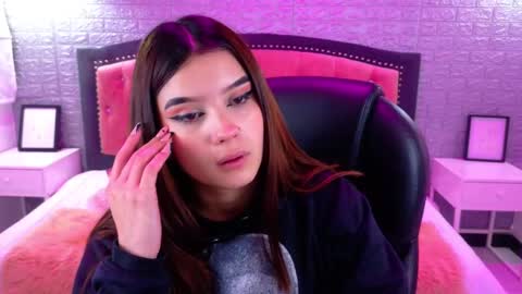 natalie  online show from 10-03-25, 02:52