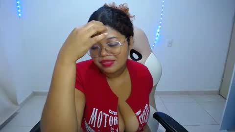 natalie_tits1 online show from 12-04-25, 06:01