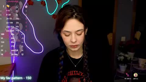 Natali online show from 11-18-25, 06:40