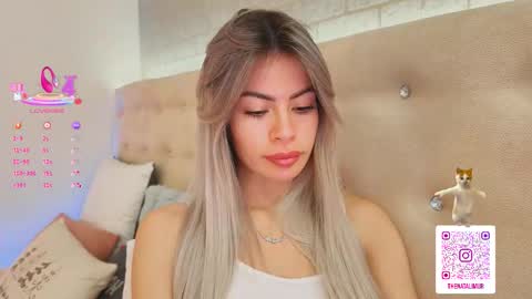 Natali online show from 12-22-25, 03:42