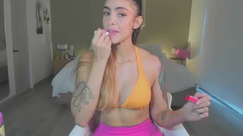 anatalybee online show from 11-14-25, 08:40