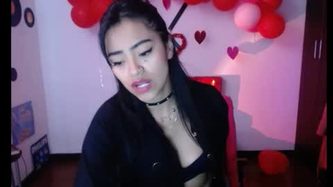 Nataly Escobar online show from 02-11-25, 01:41