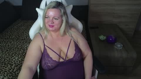 Snapshot of natascha1202 chatting on 01-09-25, 12:57 Natalli online show from 01-09-25, 12:57