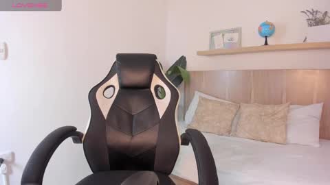 N A T A S H A online show from 12-28-24, 05:02