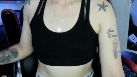 Natasha online show from 11-23-25, 04:12