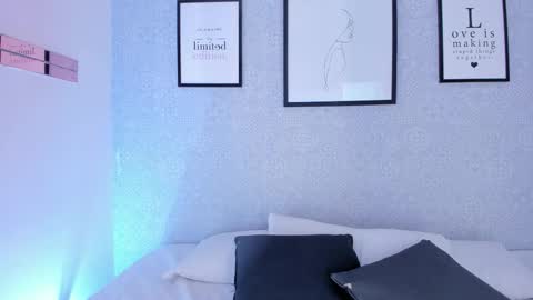  Natasha  online show from 10-22-25, 10:59