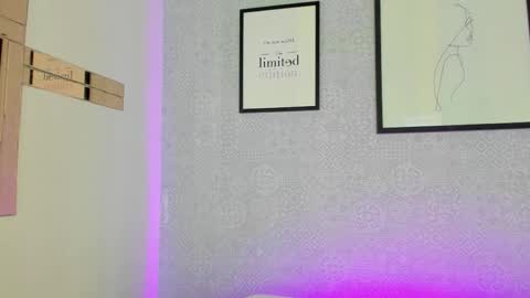  Natasha  online show from 11-27-25, 11:23