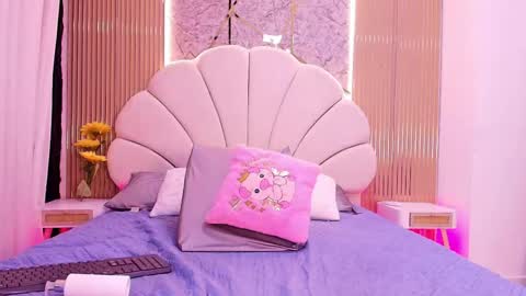 Natasha online show from 04-05-26, 07:11