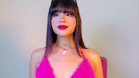 Natahsa  online show from 12-18-25, 05:35