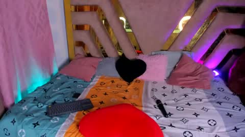 Natasha online show from 02-13-25, 11:15