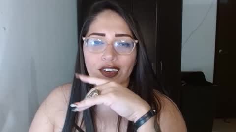 Natasha Smithe  online show from 10-23-25, 02:11