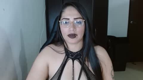 Natasha Smithe  online show from 12-04-25, 01:59