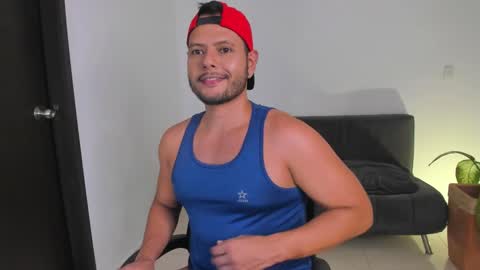 Snapshot of nate_ocean chatting on 02-08-25, 01:00 Nate Ocean online show from 02-08-25, 01:00