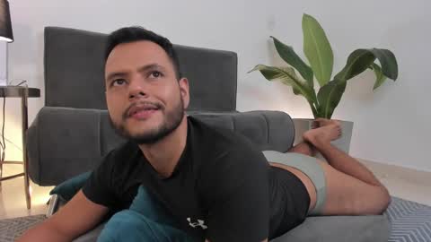 Snapshot of nate_ocean chatting on 03-04-25, 08:49 Nate Ocean online show from 03-04-25, 08:49