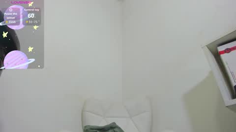 Nathalia Isaza online show from 11-25-25, 09:53