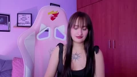 Nathalia Ramirez online show from 03-08-26, 01:47