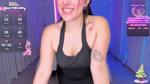 Snapshot of nathalie_rivers chatting on 12-20-24, 03:47 NATHALIE online show from 12-20-24, 03:47