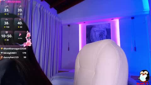 Snapshot of nathalie_rivers chatting on 02-11-25, 06:40 NATHALIE online show from 02-11-25, 06:40