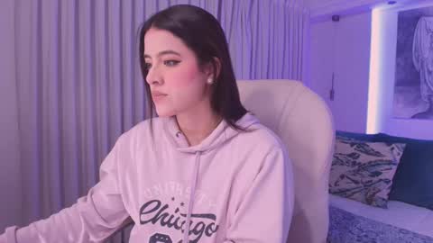 Snapshot of nathalie_rivers chatting on 09-25-25, 11:03 NATHALIE online show from 09-25-25, 11:03