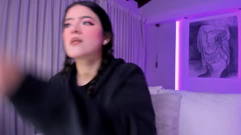 Snapshot of nathalie_rivers chatting on 11-21-25, 11:09 NATHALIE online show from 11-21-25, 11:09