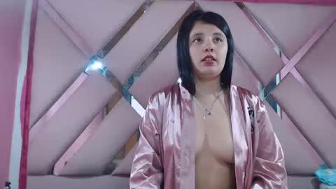 Snapshot of nathaly_sweet23 chatting on 02-05-25, 09:46 Nathaly sweet online show from 02-05-25, 09:46