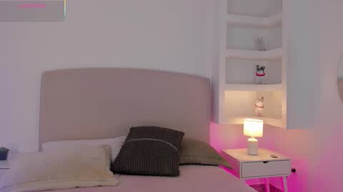 NATHALY  online show from 11-03-25, 10:38