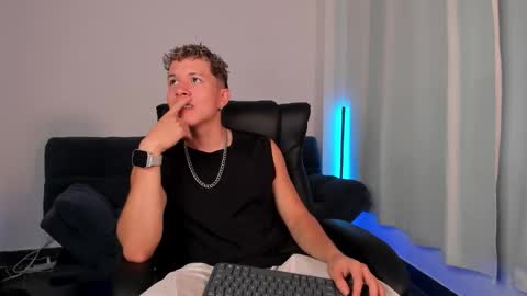 Nathan online show from 10-17-25, 07:38