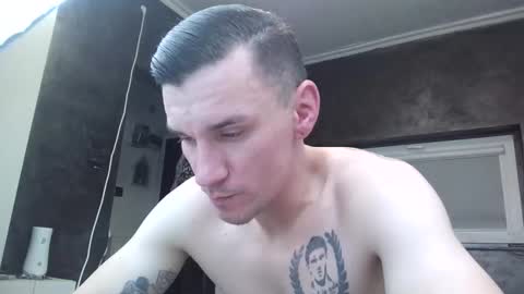 nathann92 online show from 12-02-25, 09:32