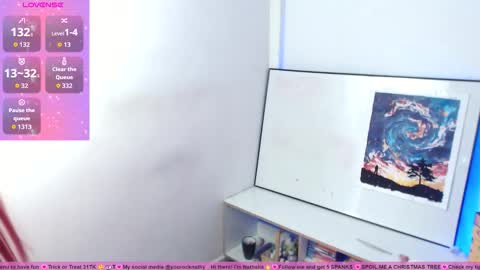 Nathalia online show from 10-31-25, 06:31