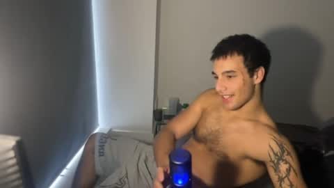 native_boy2 online show from 04-11-26, 11:31