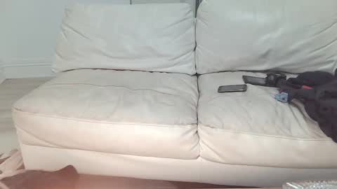 Snapshot of natou3x chatting on 09-19-25, 01:01 natou3x online show from 09-19-25, 01:01