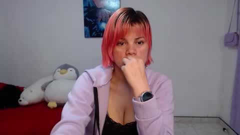 Snapshot of natshaa chatting on 12-07-24, 12:52 IG natsaall online show from 12-07-24, 12:52