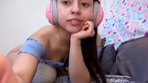 Natalia online show from 12-19-24, 04:46