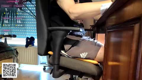 Nature online show from 10-10-25, 08:24