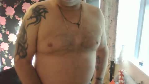 Snapshot of naturistmale45 chatting on 01-14-25, 11:20 naturistmale45 online show from 01-14-25, 11:20